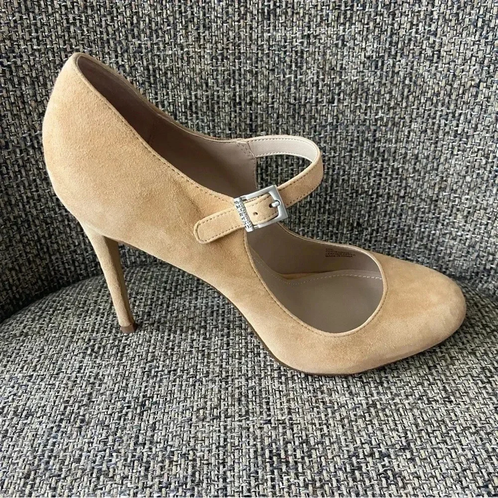 Charles by Charles David Women's Suede Lava‎ Dress Pump Size 11